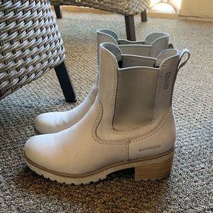 cougar dallas waterproof leather boot